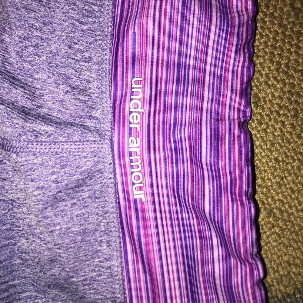 Under Armor Cropped yoga pants - Picture 4 of 4